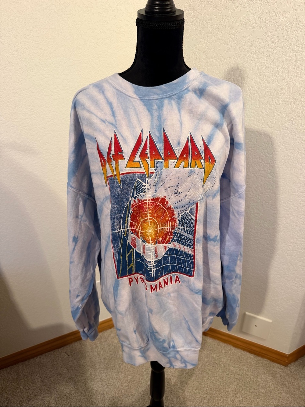 Def Leppard Pyromania Tie-Dye Crewneck Sweatshirt - Light Blue